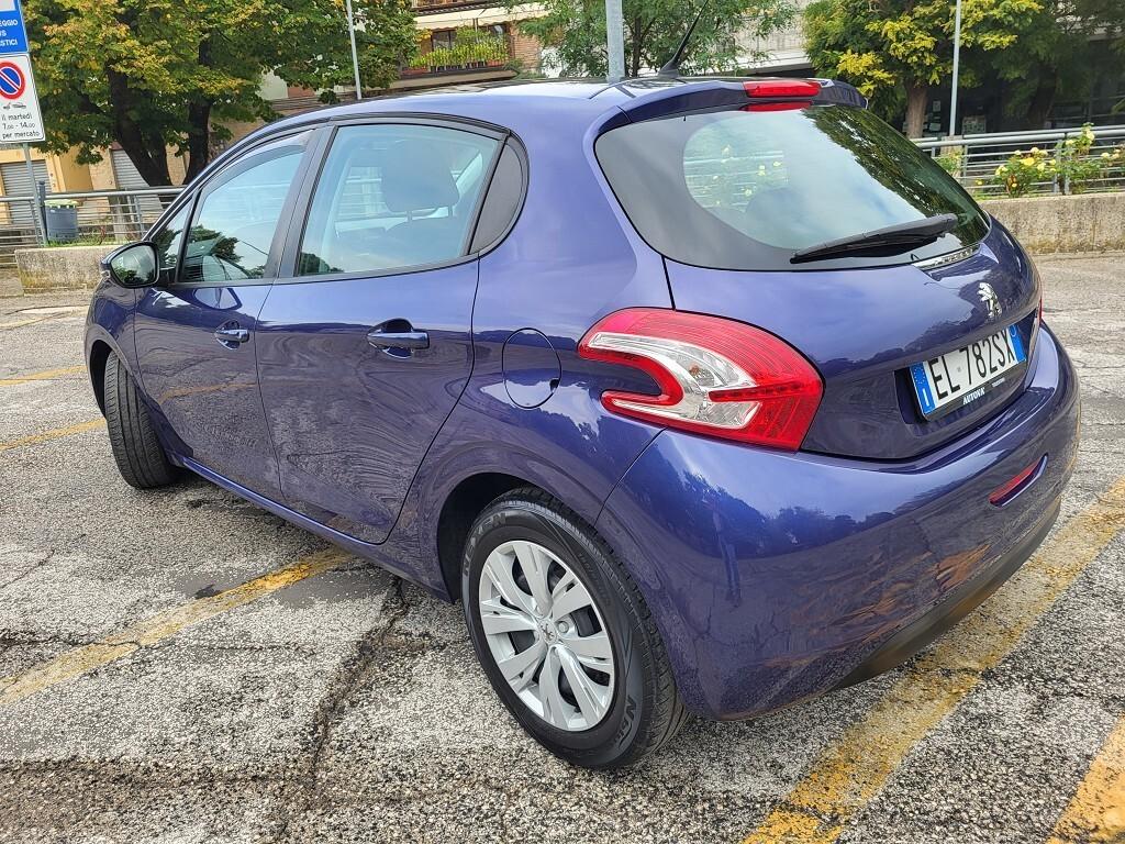 Peugeot 208 1.4 HDI-UNICO PROPRIET-FOTO 3 REVISIONI