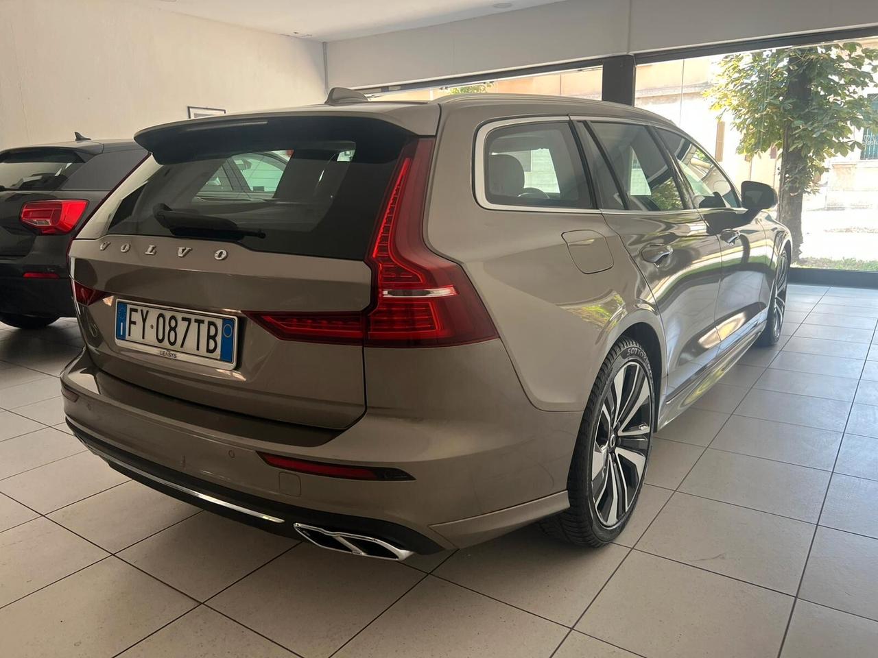 Volvo V60 D3 AWD Geartronic Inscription my20