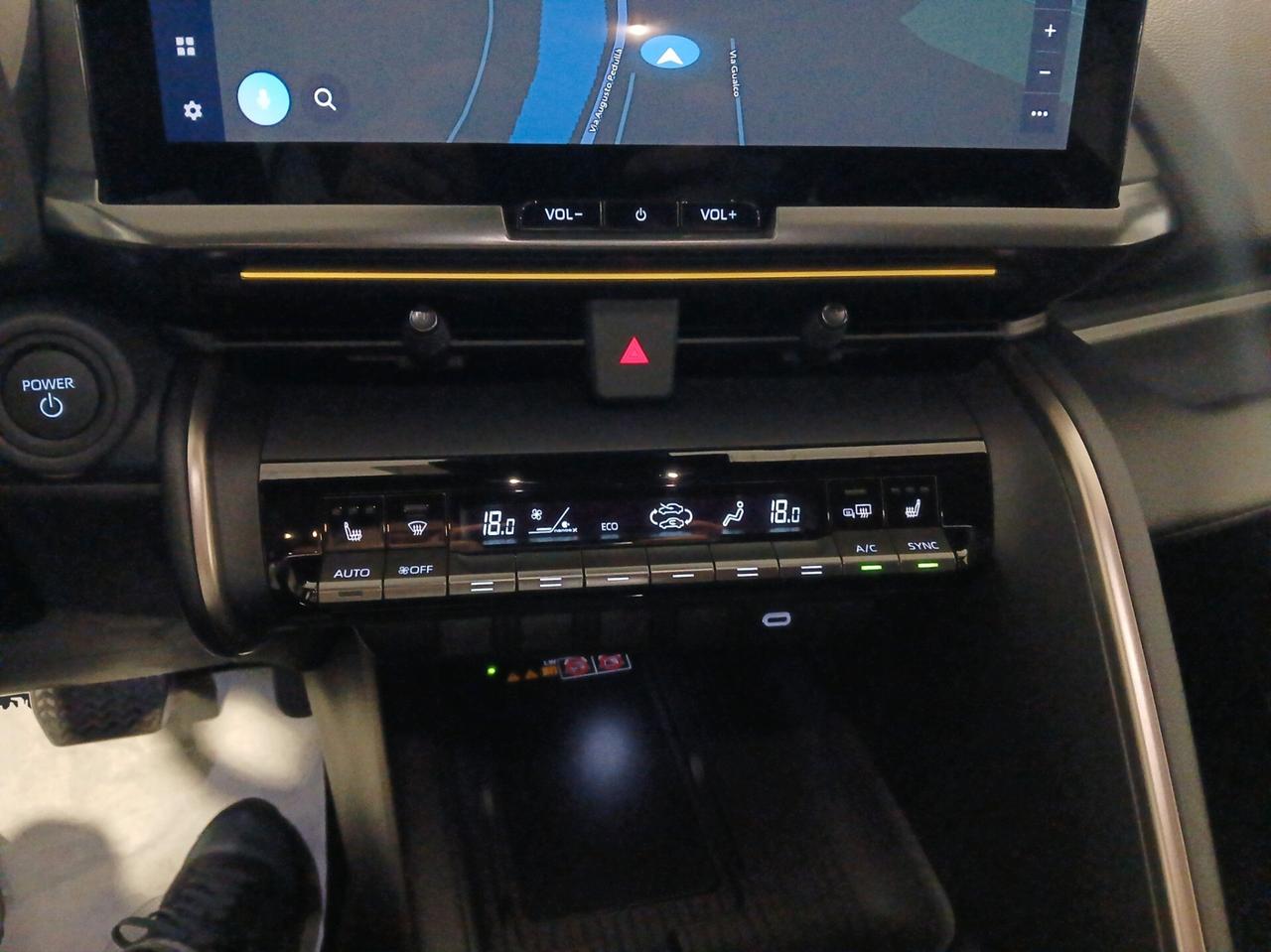 Toyota C-HR 2.0 HV Lounge Premiere