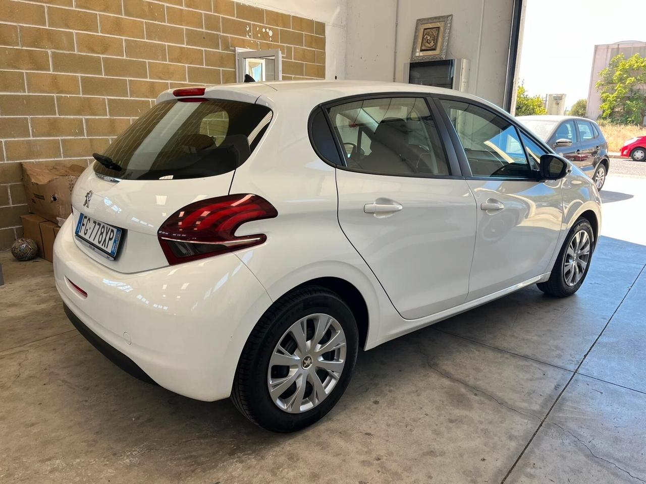 Peugeot 208 BlueHDi 75 5 porte Active