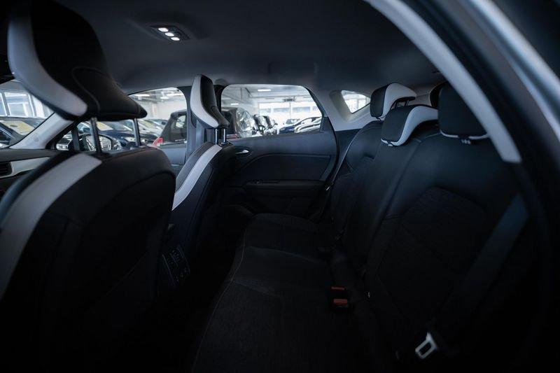 Renault Captur 1.6 E-Tech full hybrid Techno 145cv auto