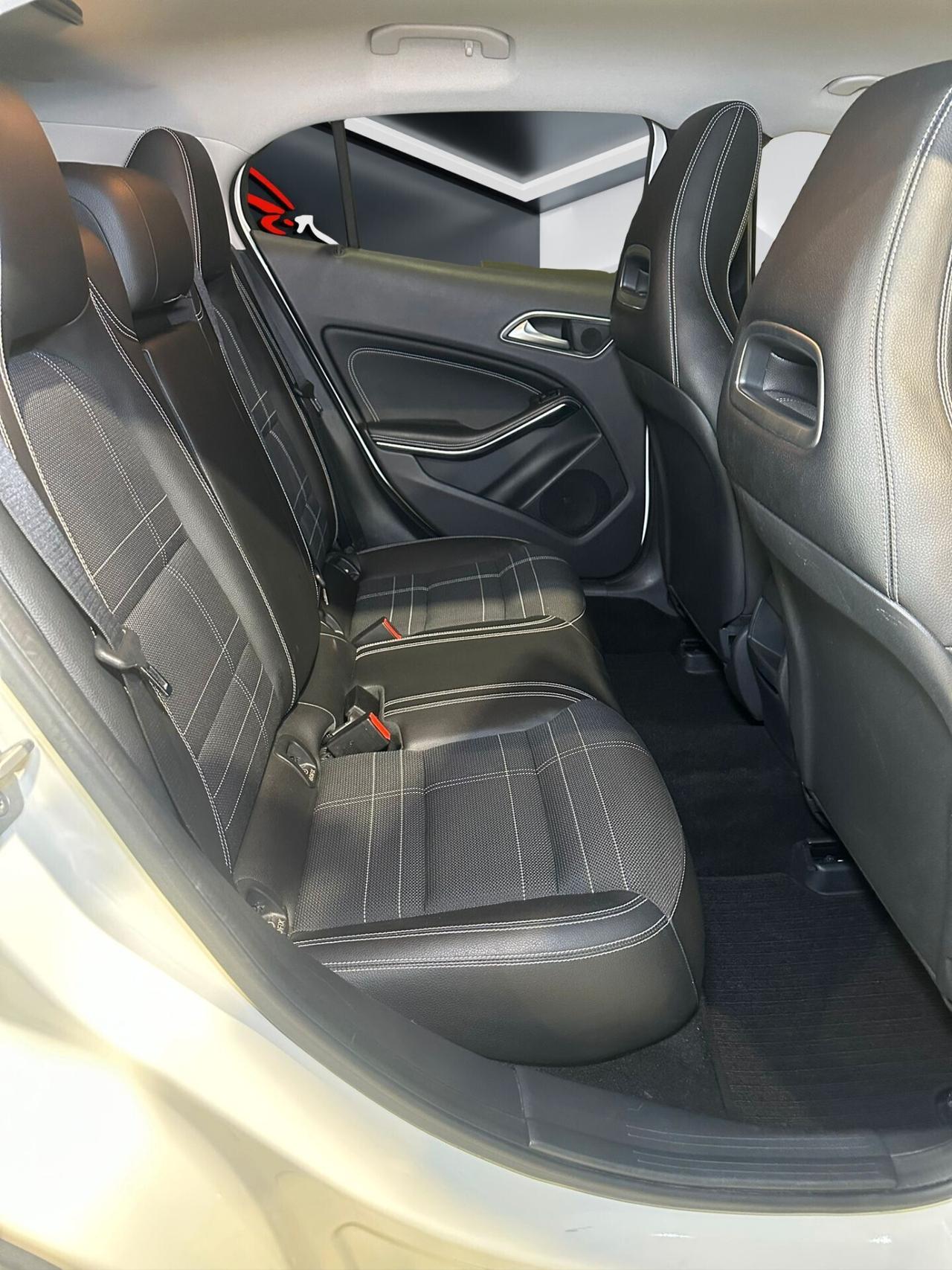 Mercedes-benz GLA 180 d Business