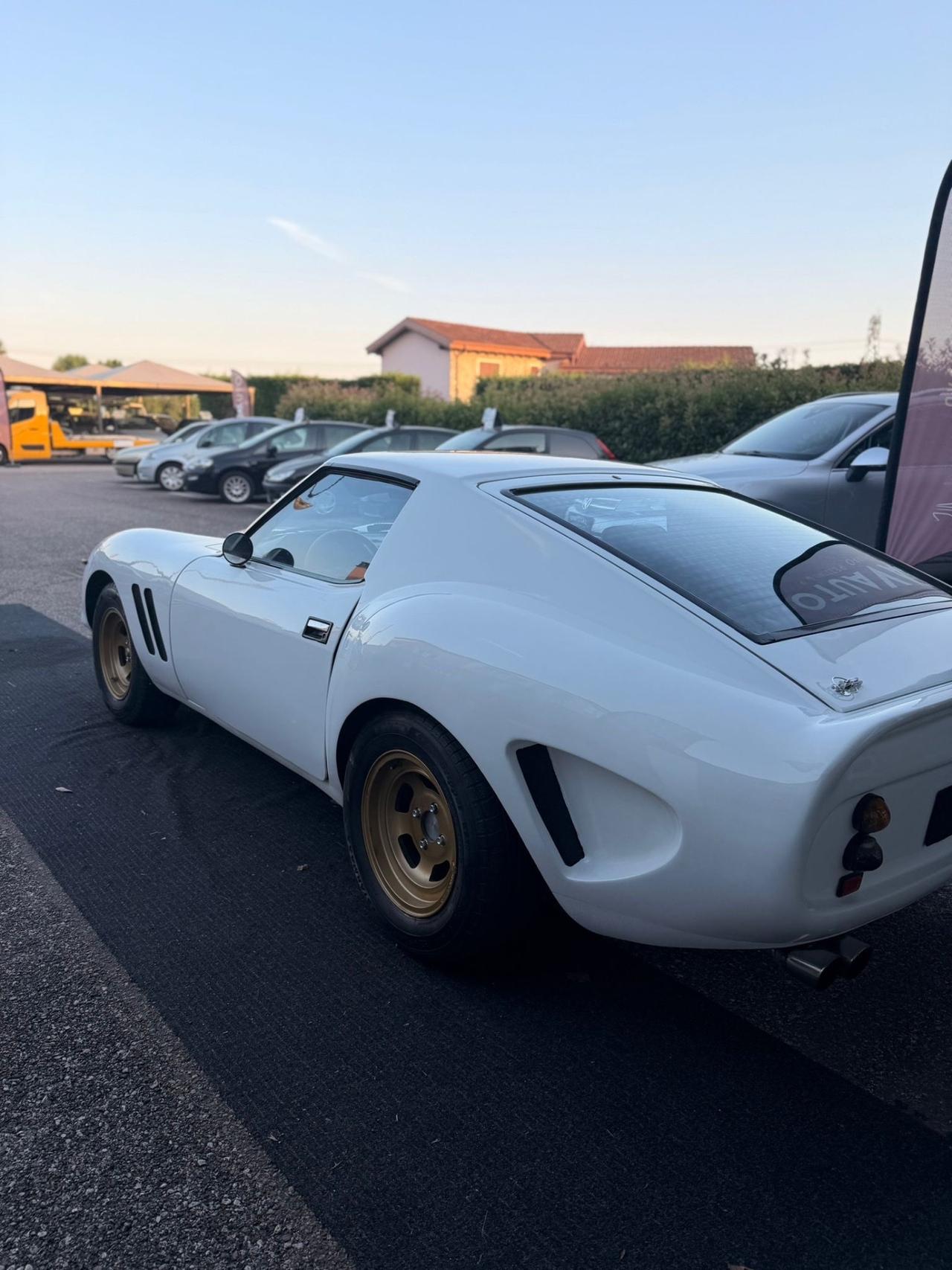 Nissan 280 ZX particolare restauro GTO 250