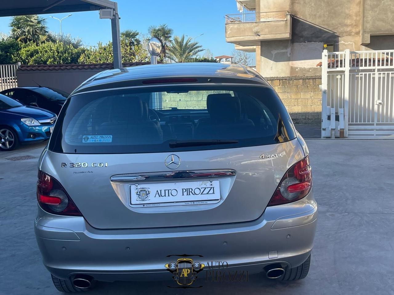 MERCEDES CLASSE R320 del 2008 con soli 160.000KM