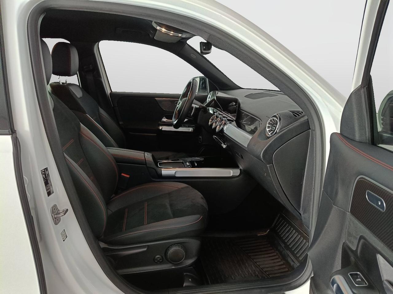 Mercedes-Benz GLB - X247 2023 - GLB 200 d AMG Line Advanced Plus auto