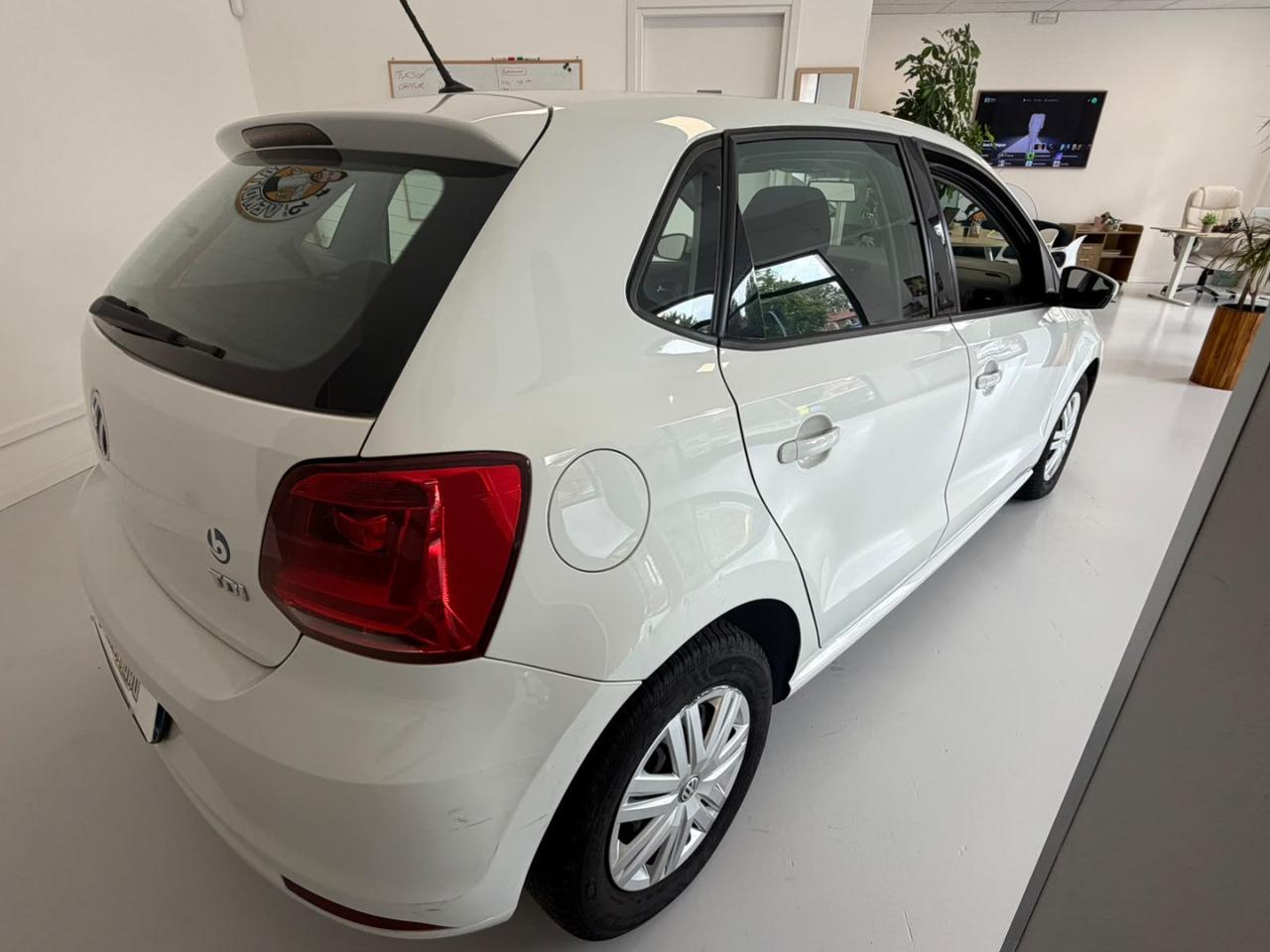 VOLKSWAGEN 1.4 TDI 75 CV 5p. Comfortline