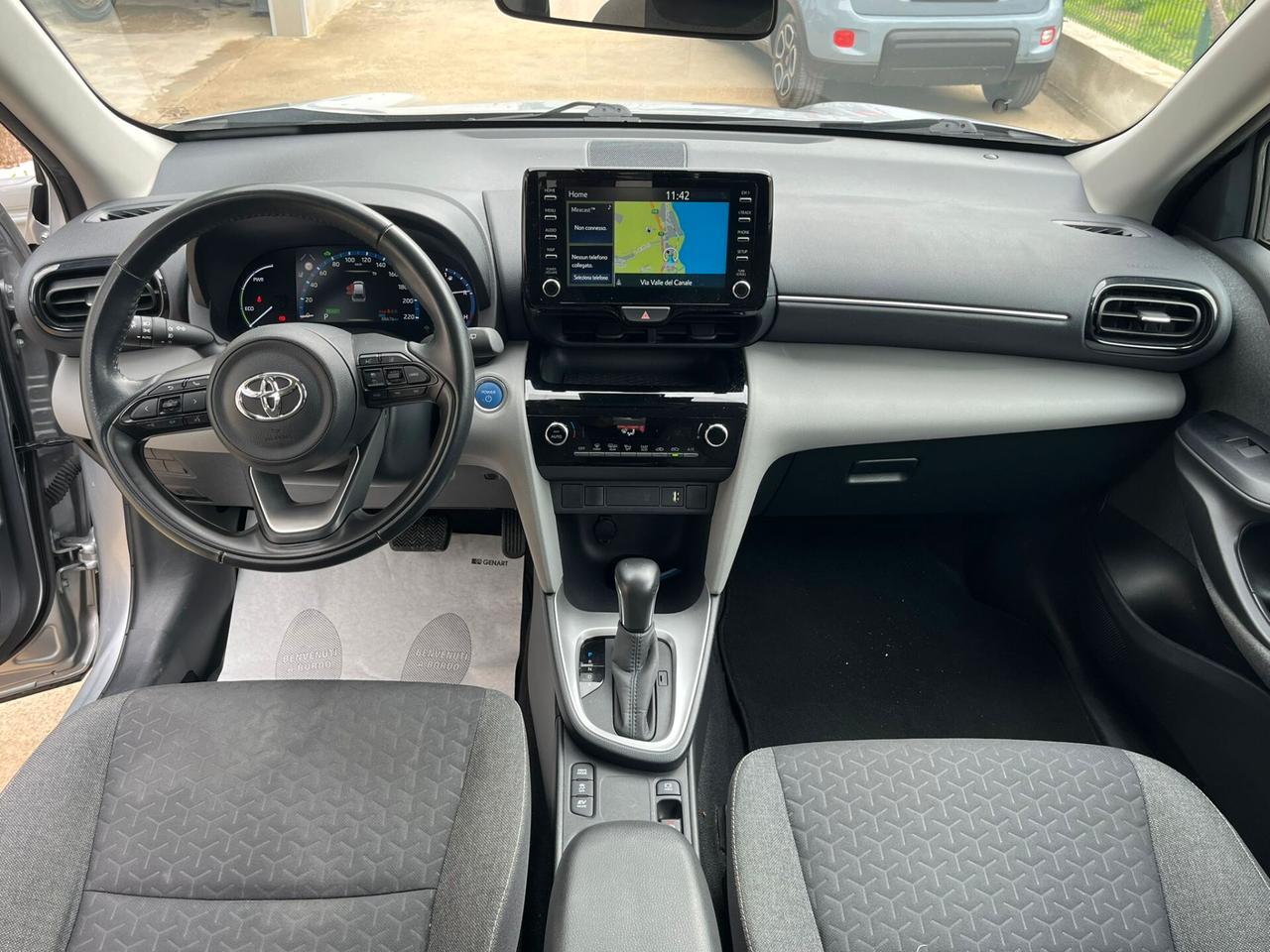 Toyota Yaris Cross 1.5 Hybrid 5p. E-CVT Business