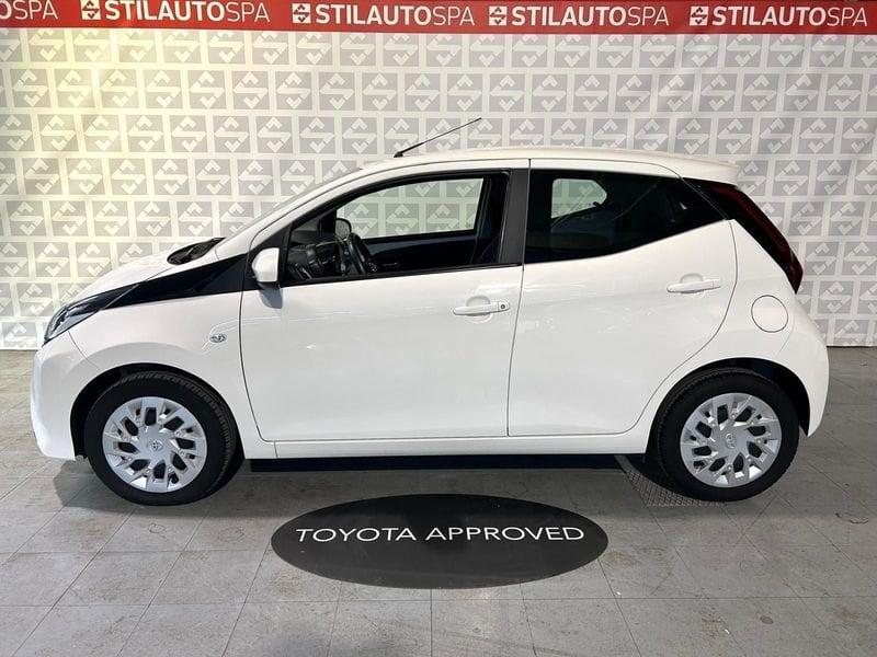 Toyota Aygo Connect 1.0 VVT-i 72 CV 5 porte x-play