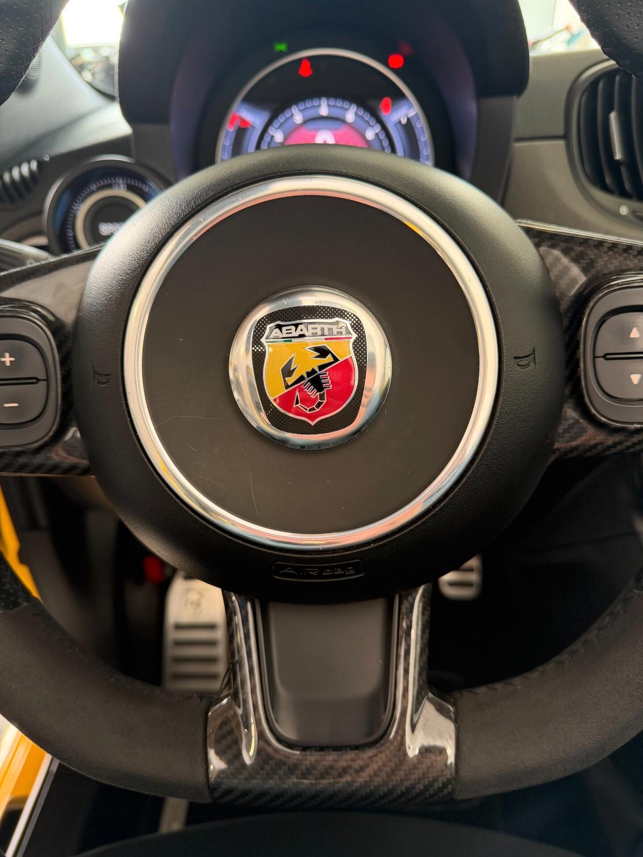 Abarth 595 C 1.4 Turbo T-Jet 180 CV Competizione