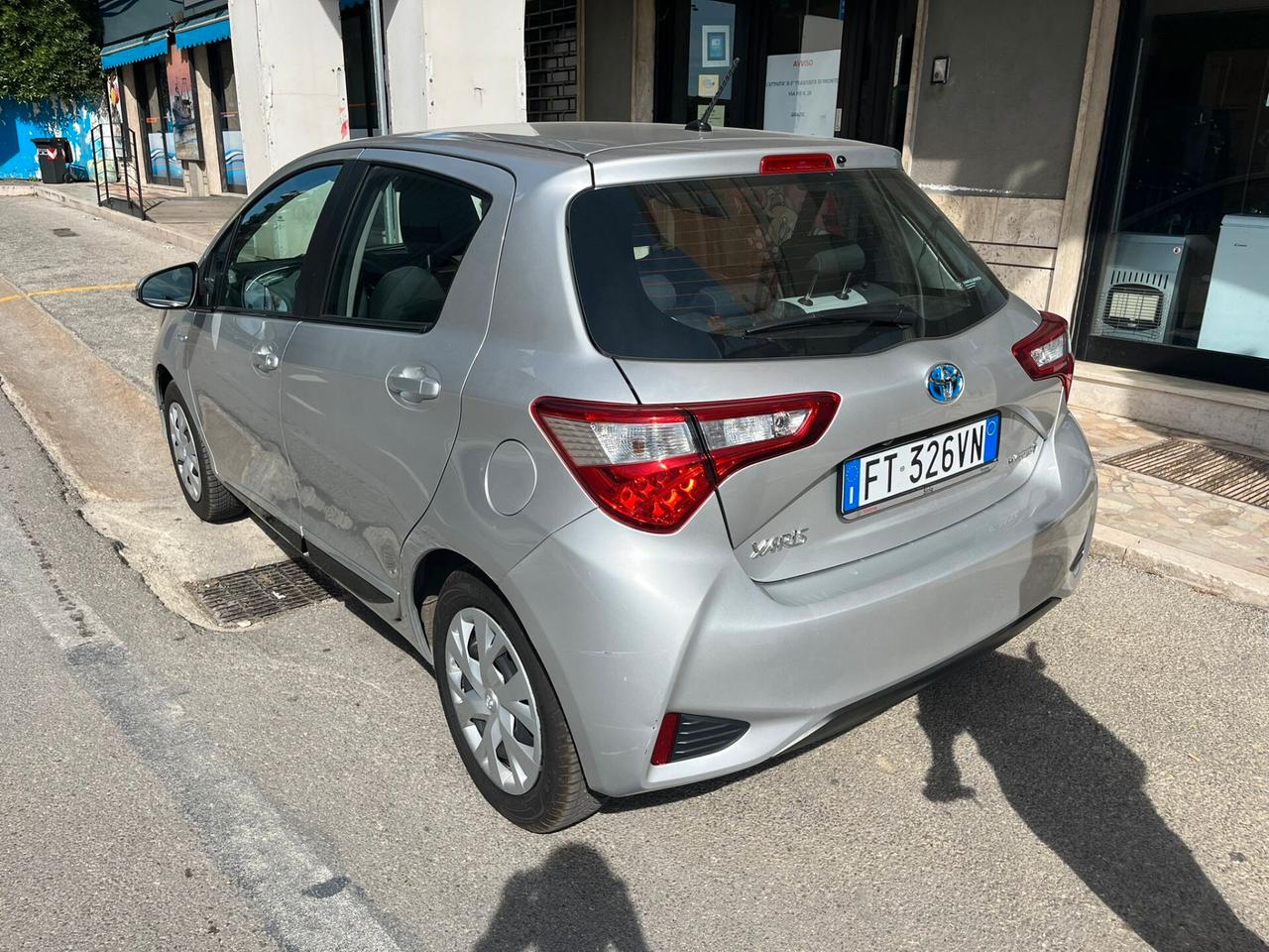 TOYOTA YARIS 1,5 HYBRID 75 CV ACTIVE AUTOMATICA 5P