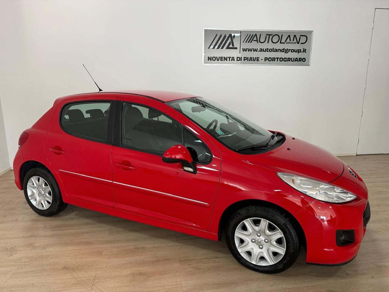 Peugeot 207 Plus 1.4 8V 75CV 5p. ECO GPL