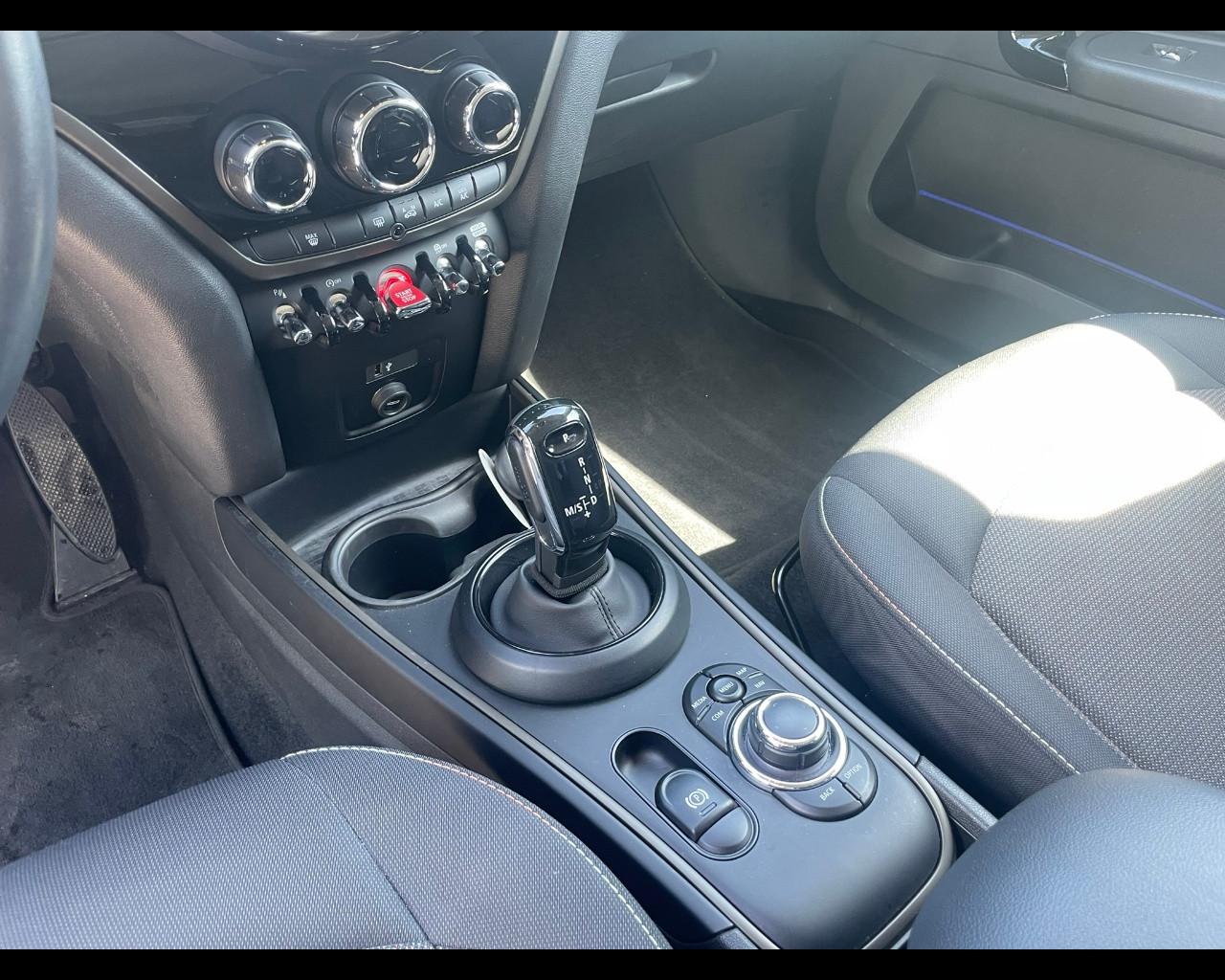 MINI Mini Countrym.(F60) - Mini 2.0 Cooper D Business Countryman ALL4