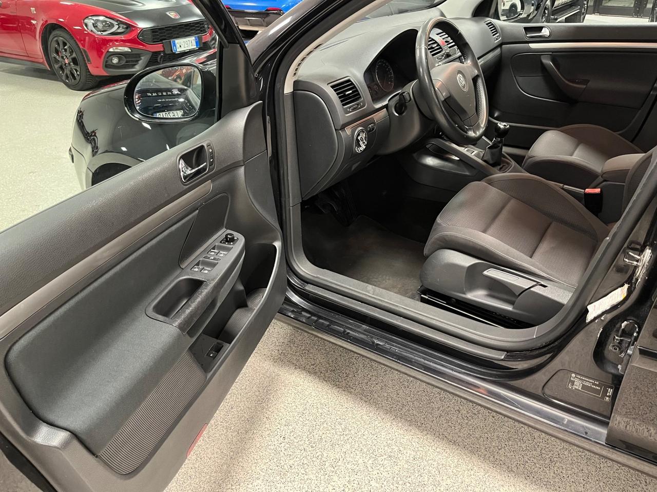 Volkswagen Golf 2.0 16V TDI 4mot. 5p. Sportline 140cv