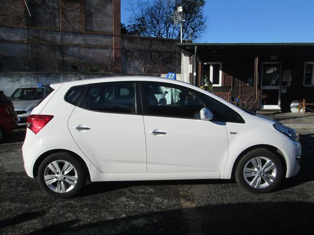 HYUNDAI iX20 1.4 90 CV Light