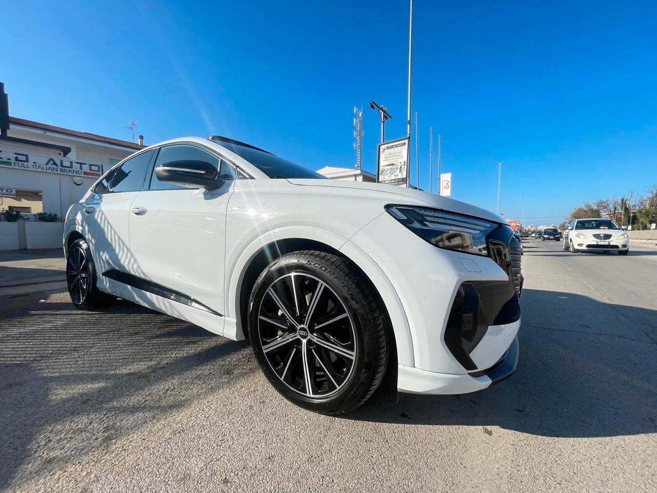 Audi Q4 50 e-tron quattro S line edition