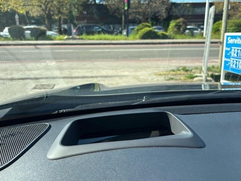 Toyota Yaris Cross 1.5H (116 CV) E-CVT Adventure con pacchetto Premiere