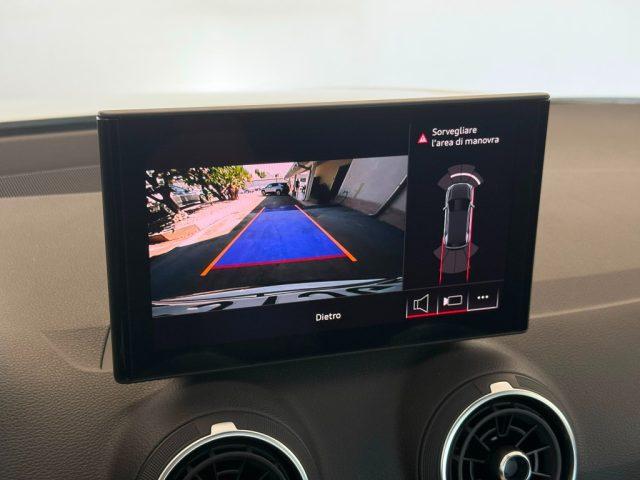 AUDI Q2 30 TDI S line Edition