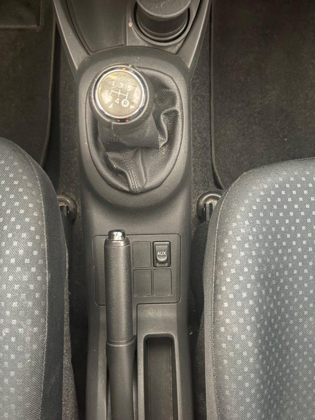 TOYOTA Yaris 1.0 5PORTE Sol