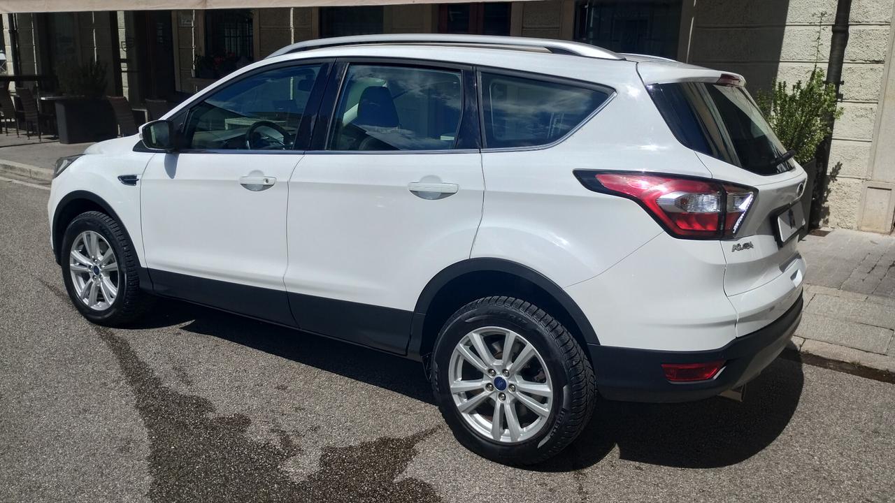 Ford Kuga 2.0 TDCI 150 CV S&S 4WD Powershift Business