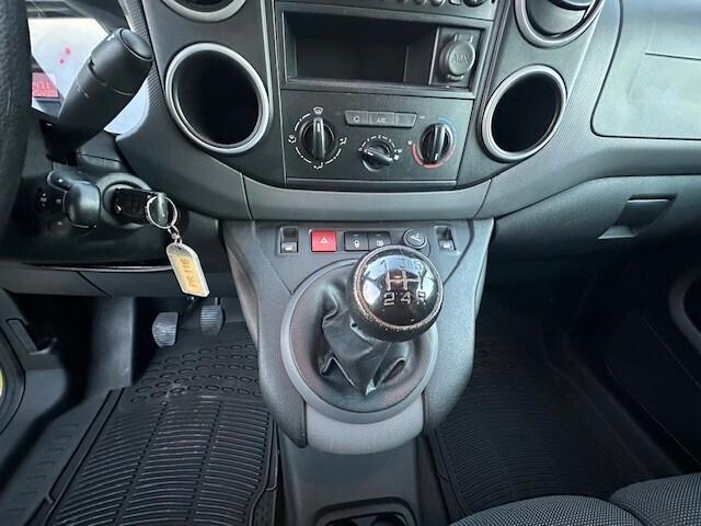 Peugeot Partner Maxi 1.6 BlueHDi 100cv 3 POSTI