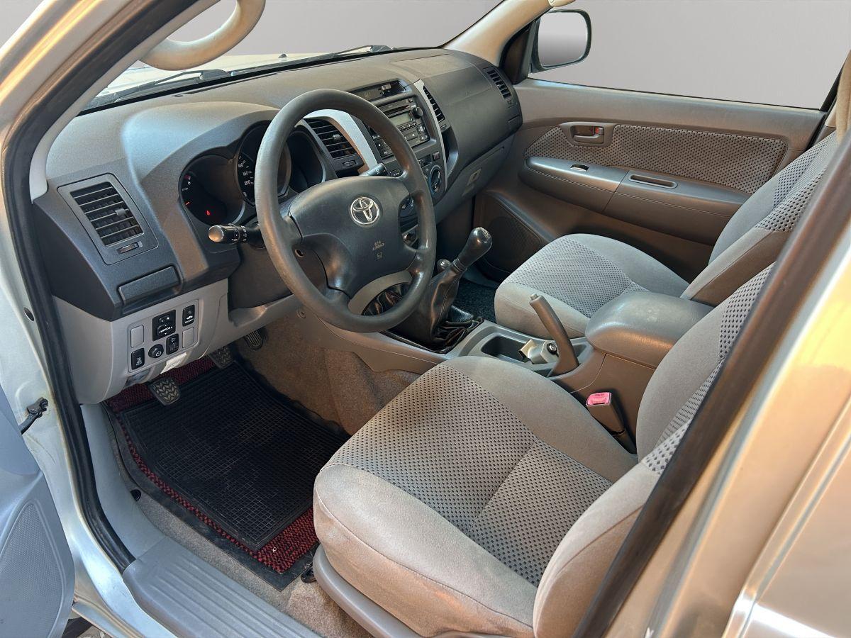 TOYOTA - Hilux - 3.0 D-4D 171cv 4WD 4p. Double Cab SR