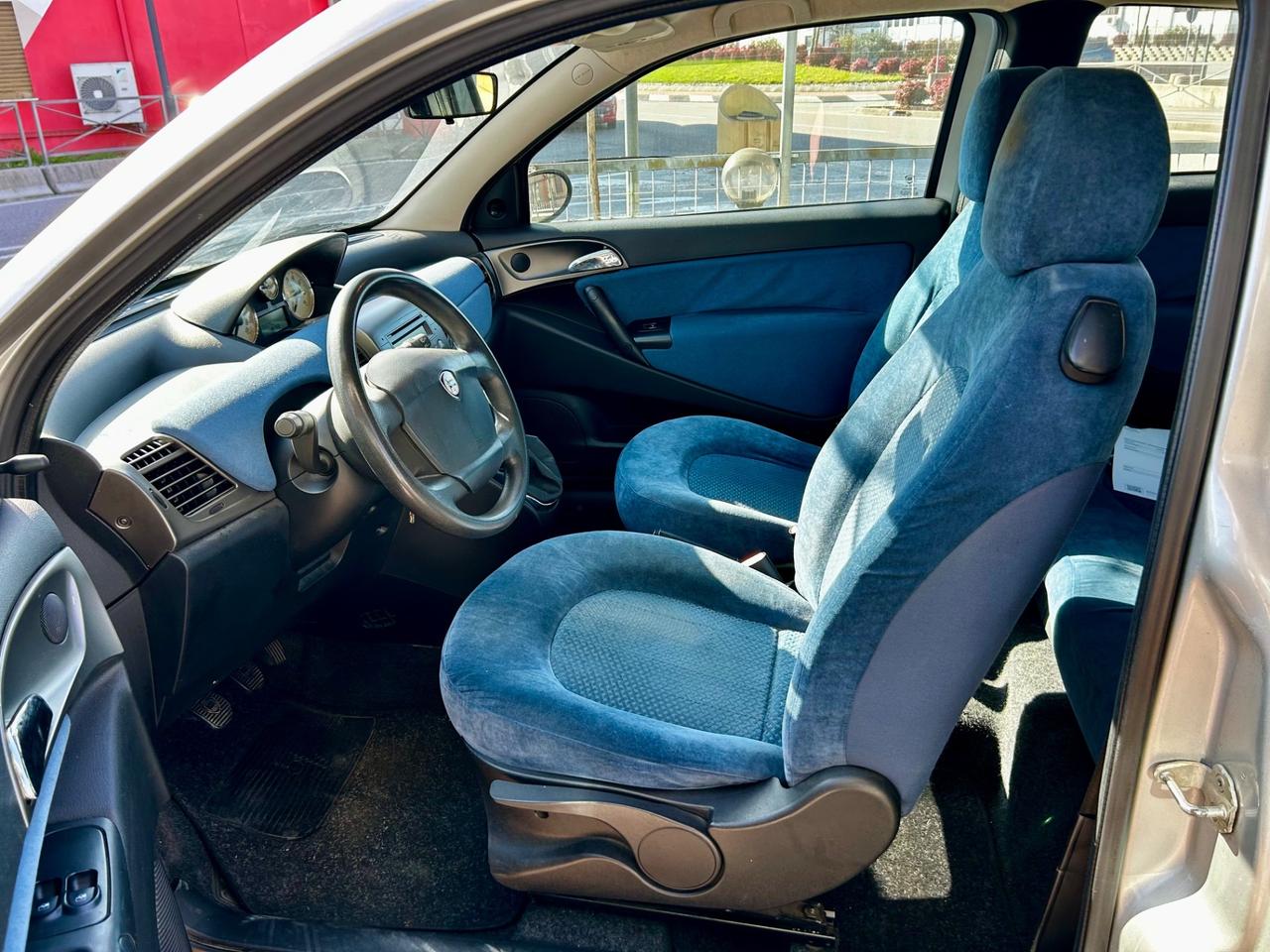 Lancia Ypsilon 1.2 Benzina