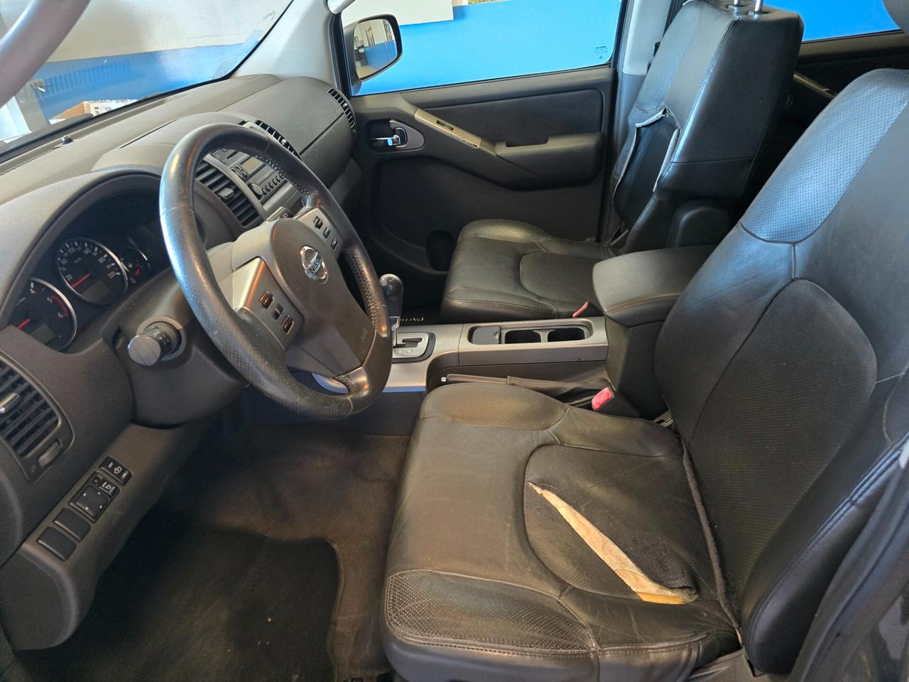 Nissan Pathfinder 2.5 dCi LE