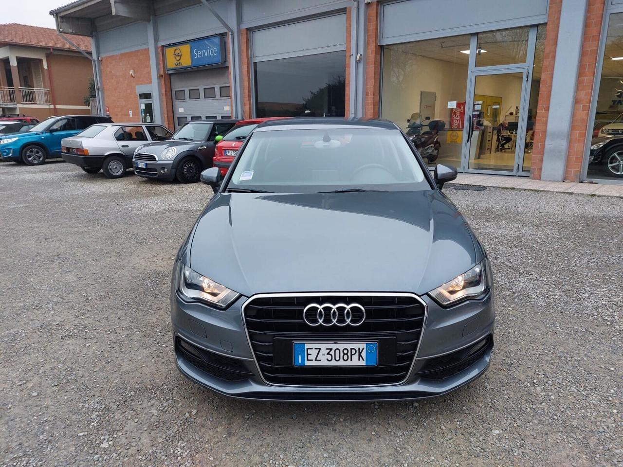 Audi A3 SPB 1.6 TDI ULTRA S-LINE STUPENDA EURO 6B