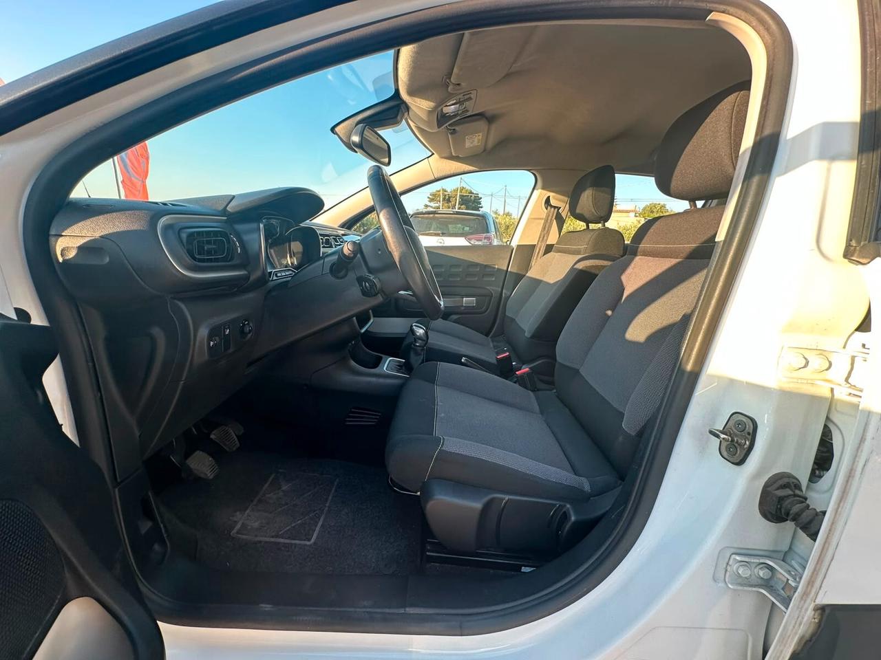 Citroen C3 1.6 Blue-HDi 75 CV Shine