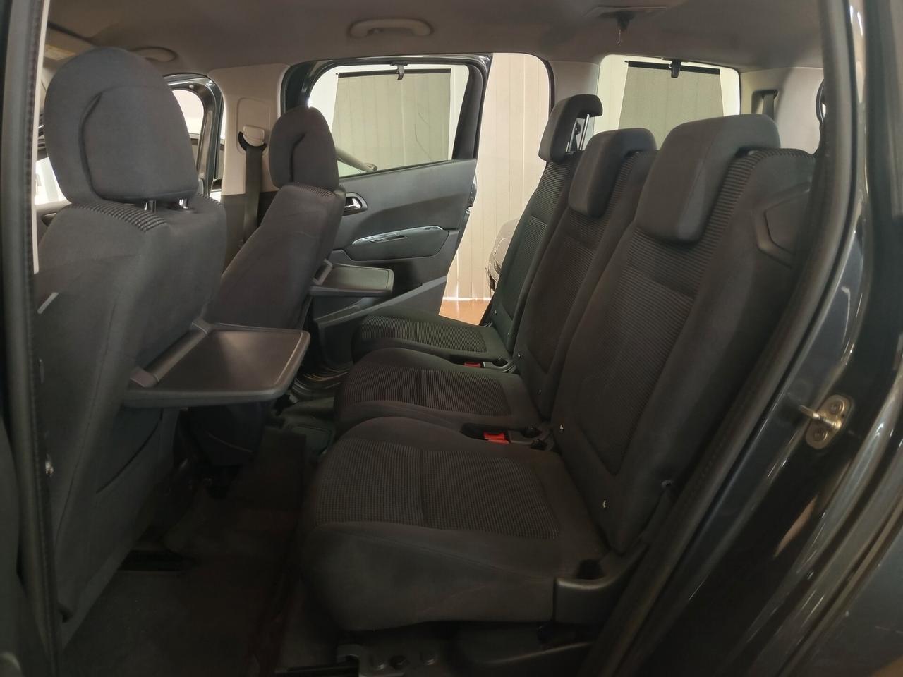 Peugeot 5008 1.6 diesel, 7 posti, 163 Mila chilometri