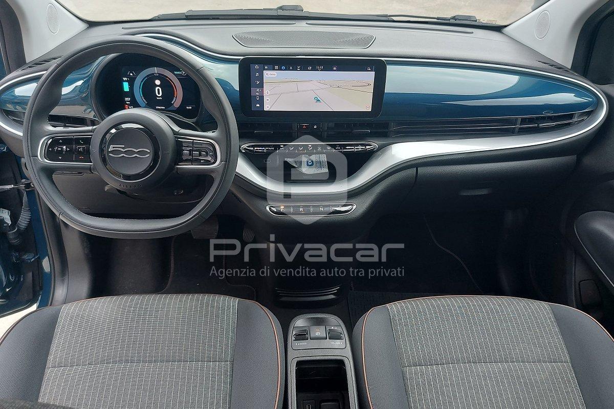 FIAT 500e 3+1 42 kWh Icon