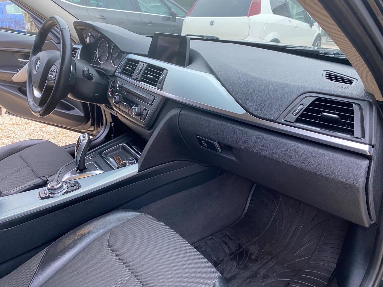 BMW 318 D TOURING MODERN - GANCIO TRAINO