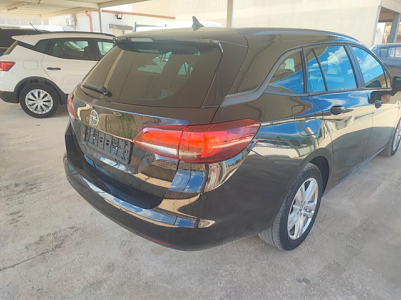 Opel Astra 1.5 CDTI 122 CV S&S Sports Tourer Business Elegance