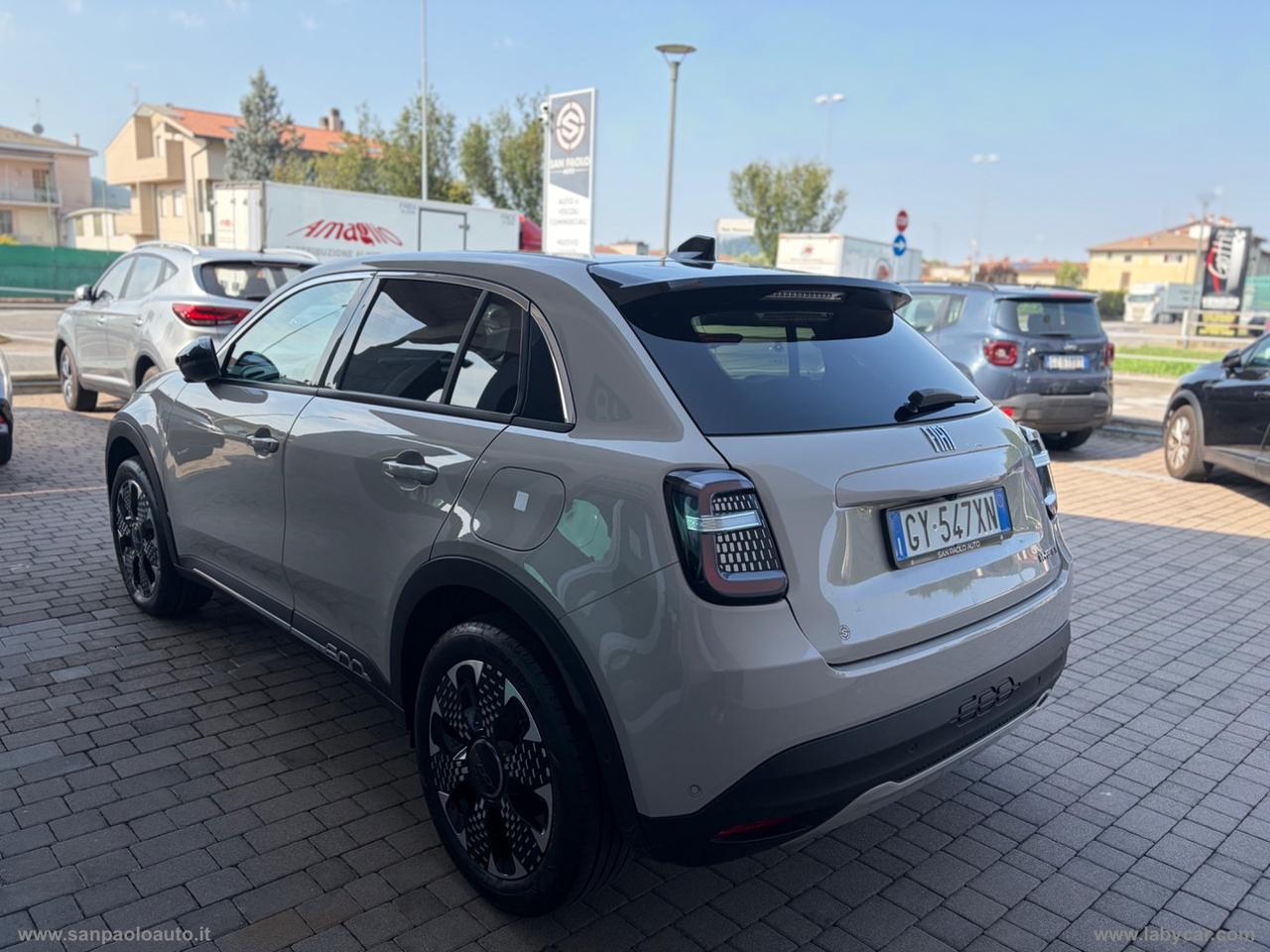 FIAT 600 Hybrid 110 CV DCT MHEV La Prima