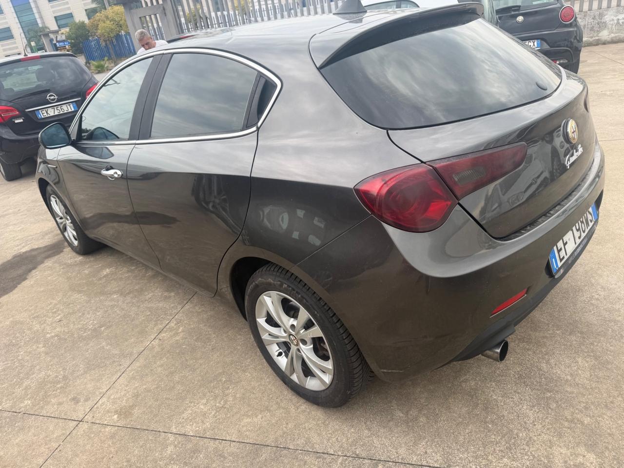 Alfa Romeo Giulietta 1.6 JTDm-2 105 CV Distinctive
