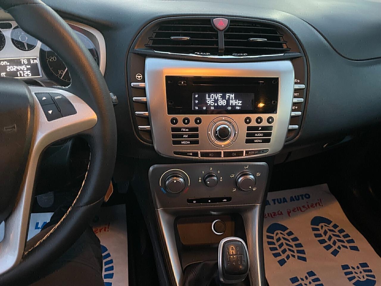 Lancia Delta 1.6 MJT DPF Oro vettura pari al nuovo