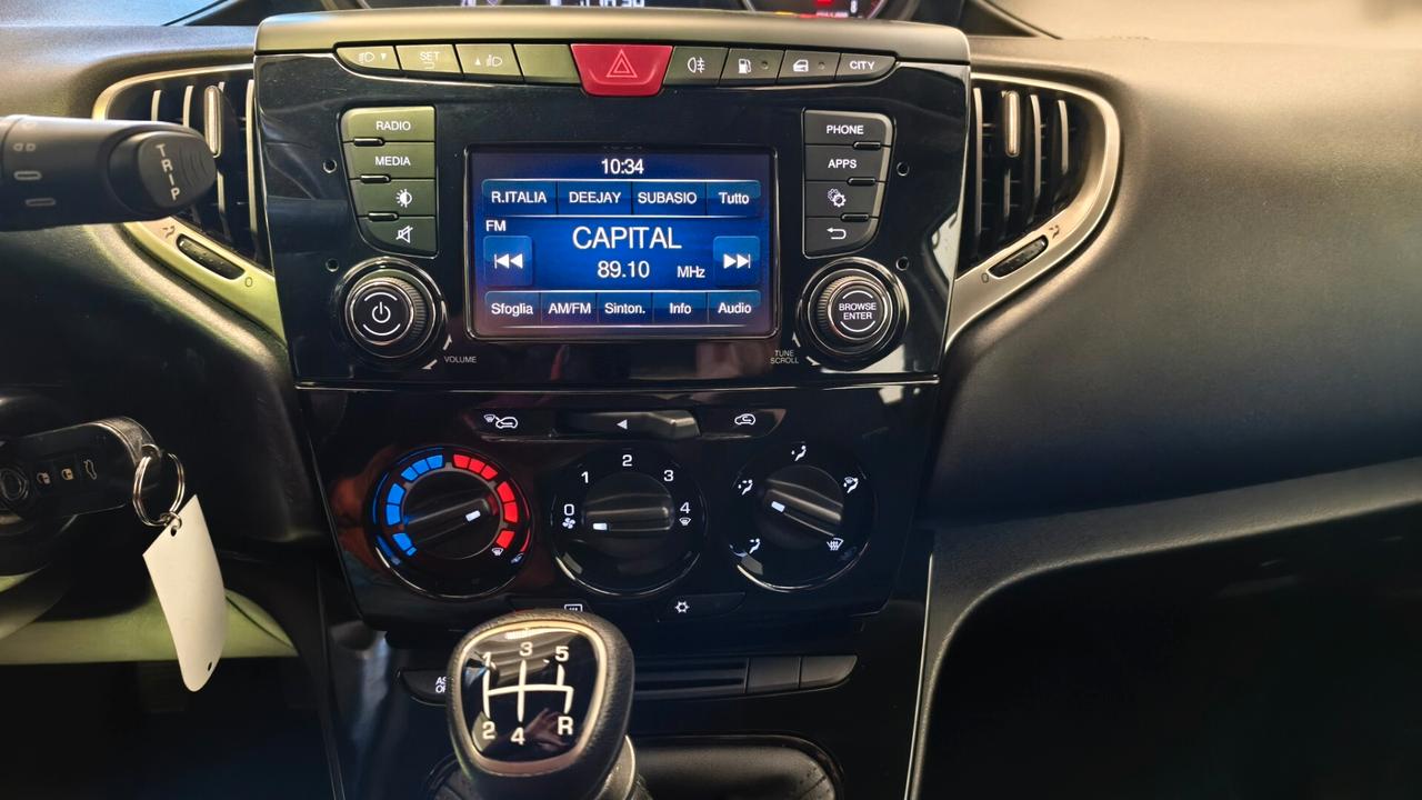 Lancia Ypsilon 1.2 69 CV 5 porte GPL Ecochic Gold