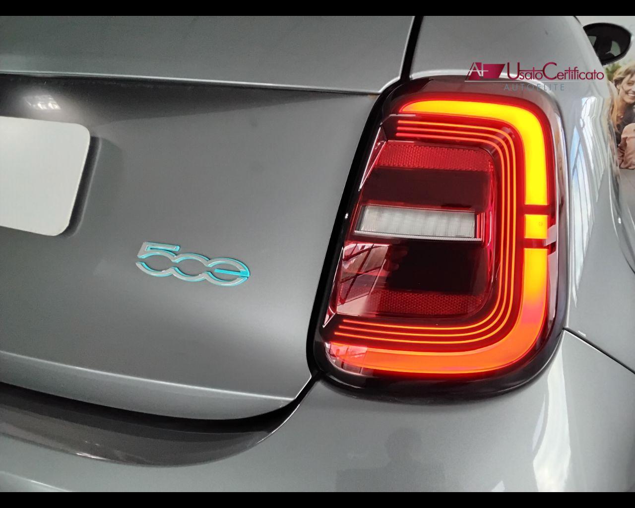 FIAT 500 (2020-->) - 500e Action Berlina 23,8 kWh 190KM