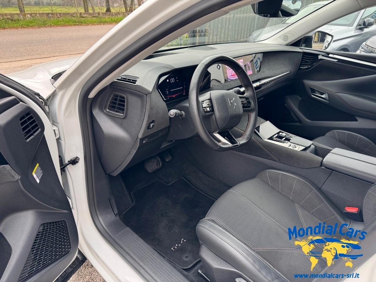 Ds DS4 4 BlueHDi 130 aut. Performance Line+