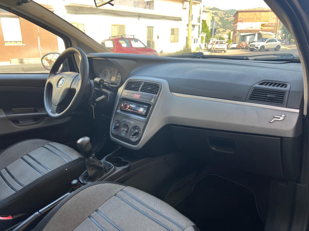 Fiat Grande Punto Grande Punto 1.3 MJT 75 CV 5 porte Dynamic
