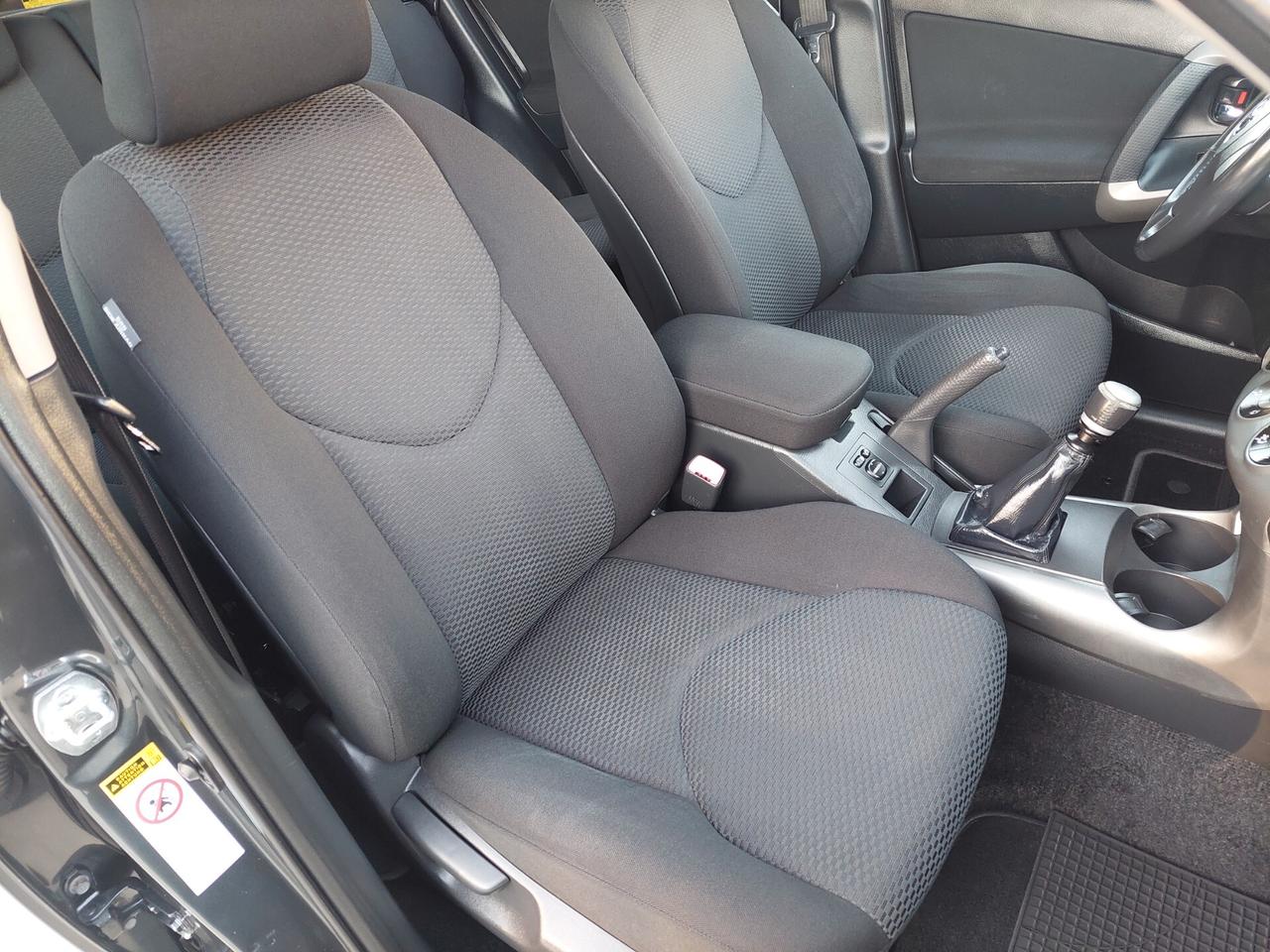 Toyota RAV 4 RAV4 2.2 D-4D 136 CV Sol