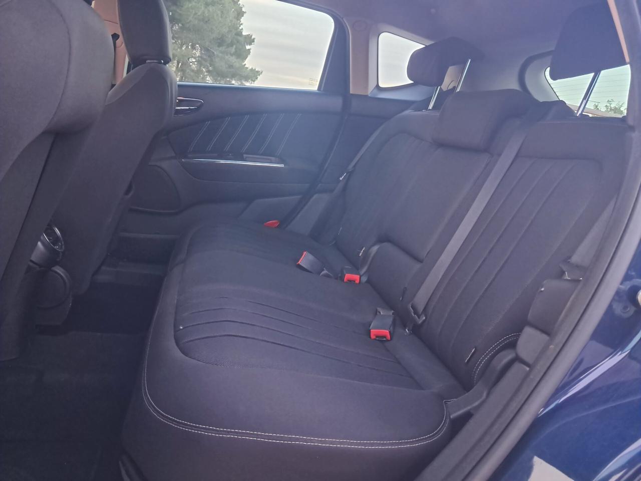 Lancia Delta 1.6 Mtj 120cv---Navi*Led*Clima