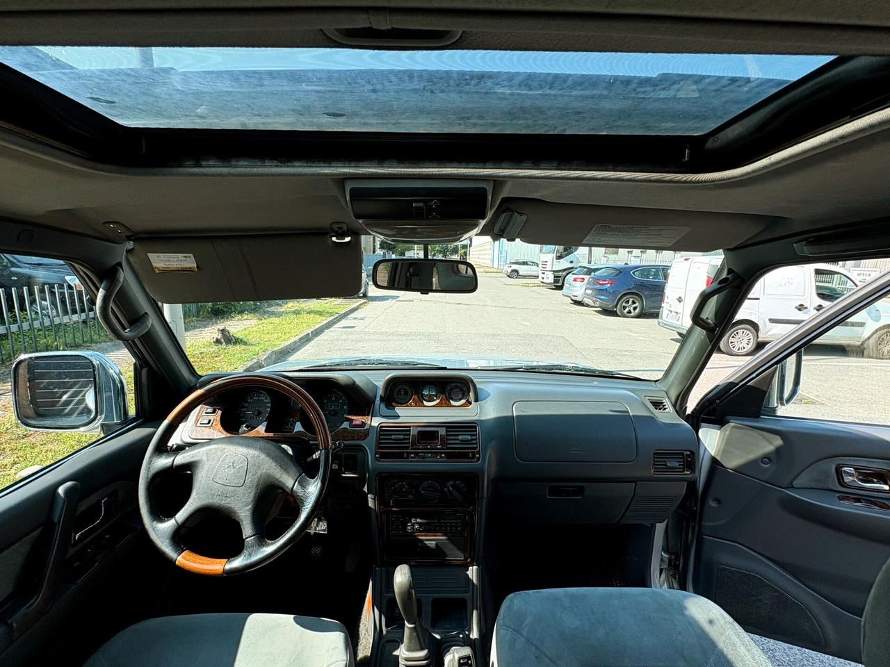 MITSUBISHI PAJERO 3p. 2.5D-Bicolore- 218000KM-2000
