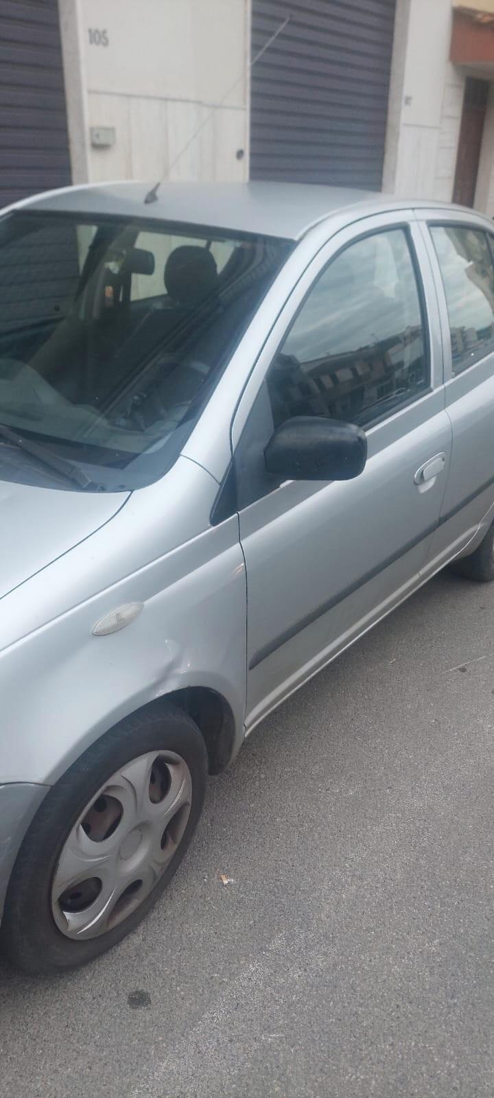 Toyota Yaris 1.0i 16V cat 3 porte Sol