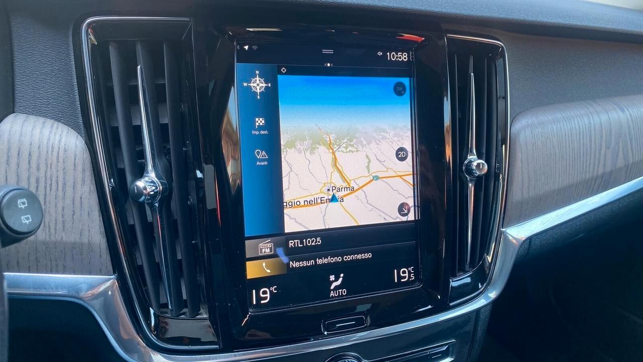 VOLVO V90 CROSS COUNTRY B4 (d) AWD 2.0 (197CV) - VIRTUAL COCKPIT, TETTO PANORAMICO, PELLE TOTALE