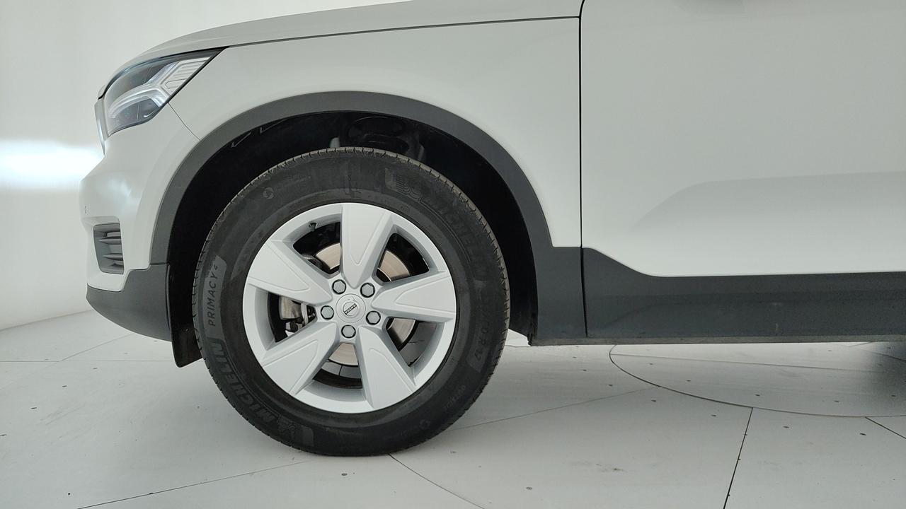 VOLVO XC40 1.5 t2 Momentum Core auto my21