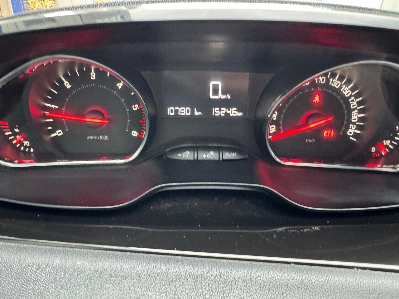 PEUGEOUT 208 1.6 HDI 92 CV NEOPATENTATI