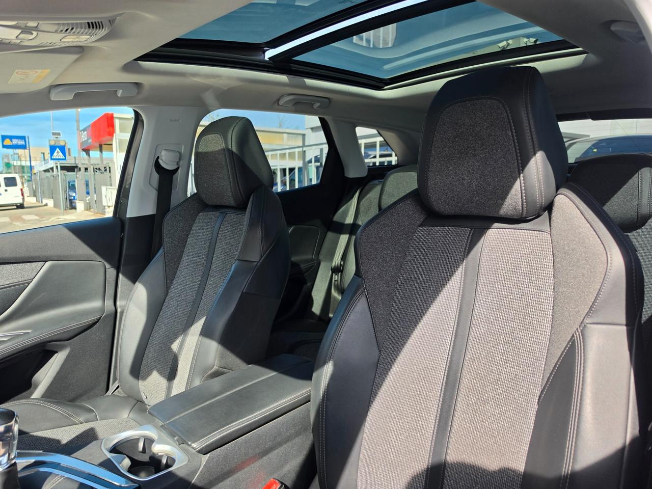 Peugeot 3008 BlueHDi 130 S&S GT Line Tetto Apribile