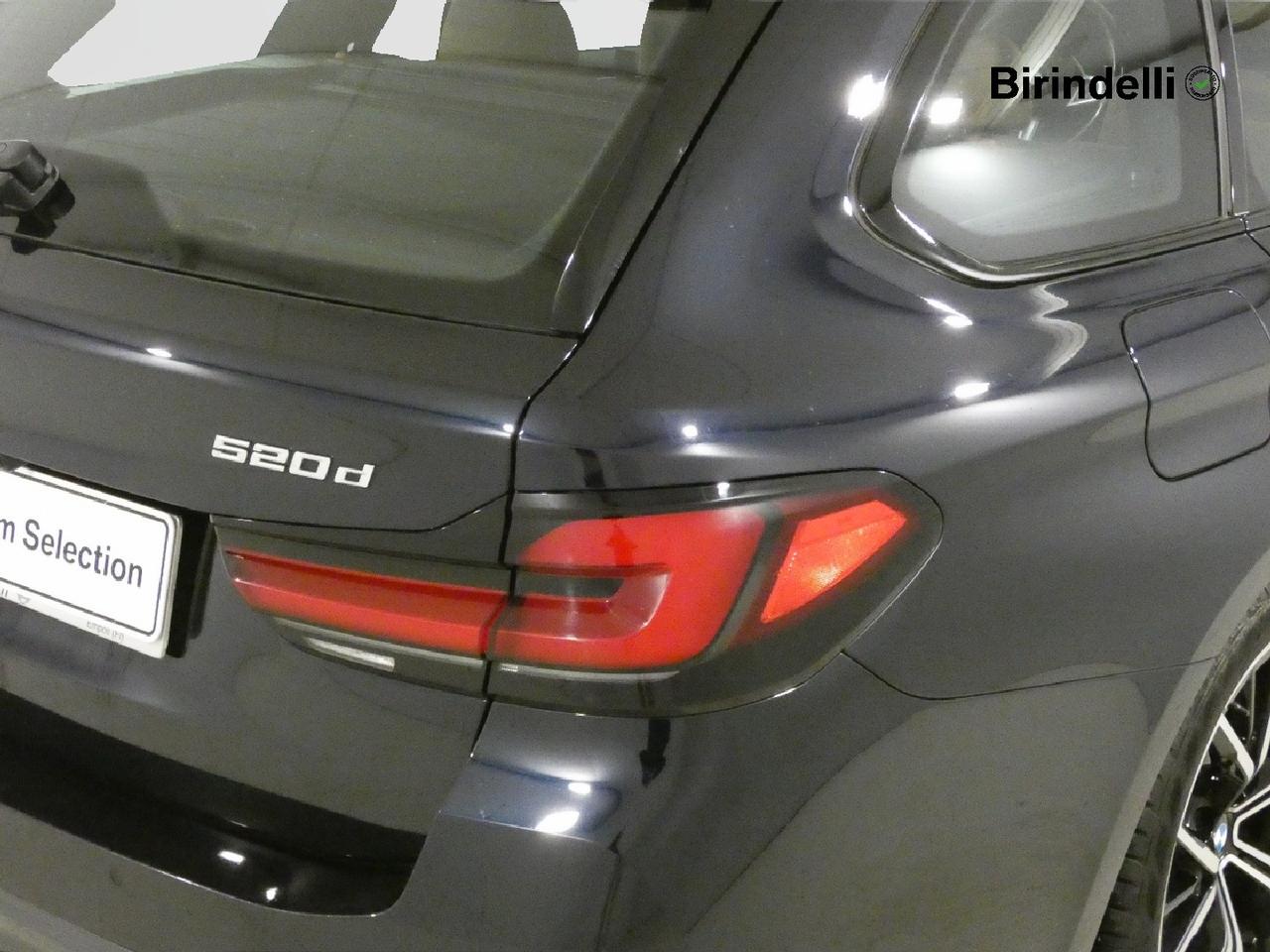 BMW Serie 5(G30/31/F90) - 520d 48V xDrive Touring Msport