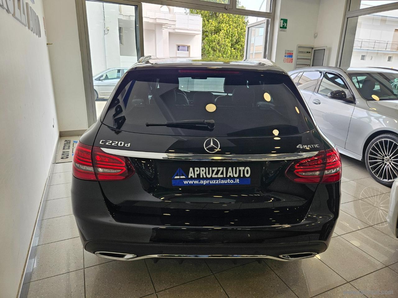 MERCEDES-BENZ C 220 d S.W. 4Matic Auto Premium